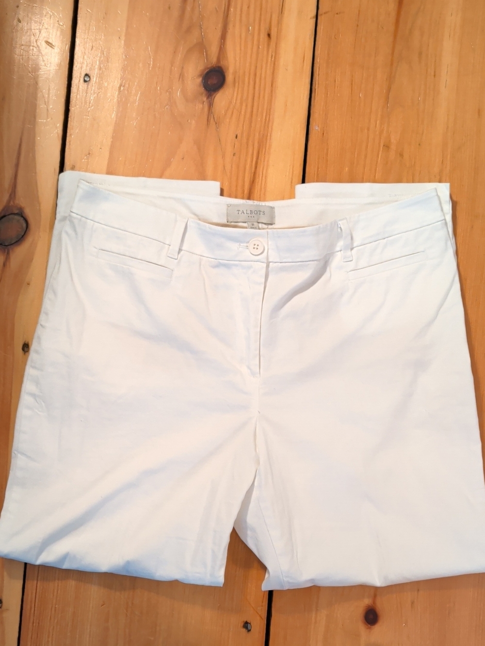 Talbots White Women's Capris - Classic Chino Style